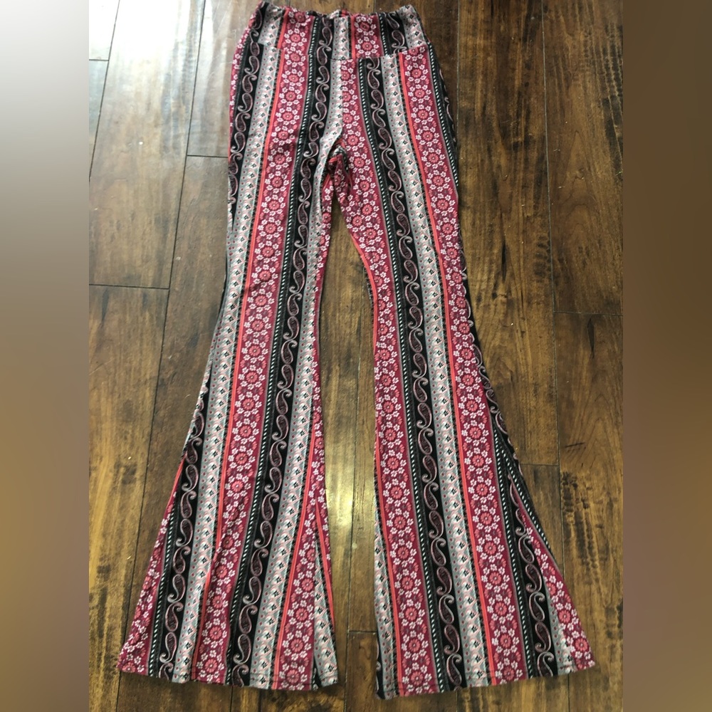 Flare leggings small 0 unique print no boundaries